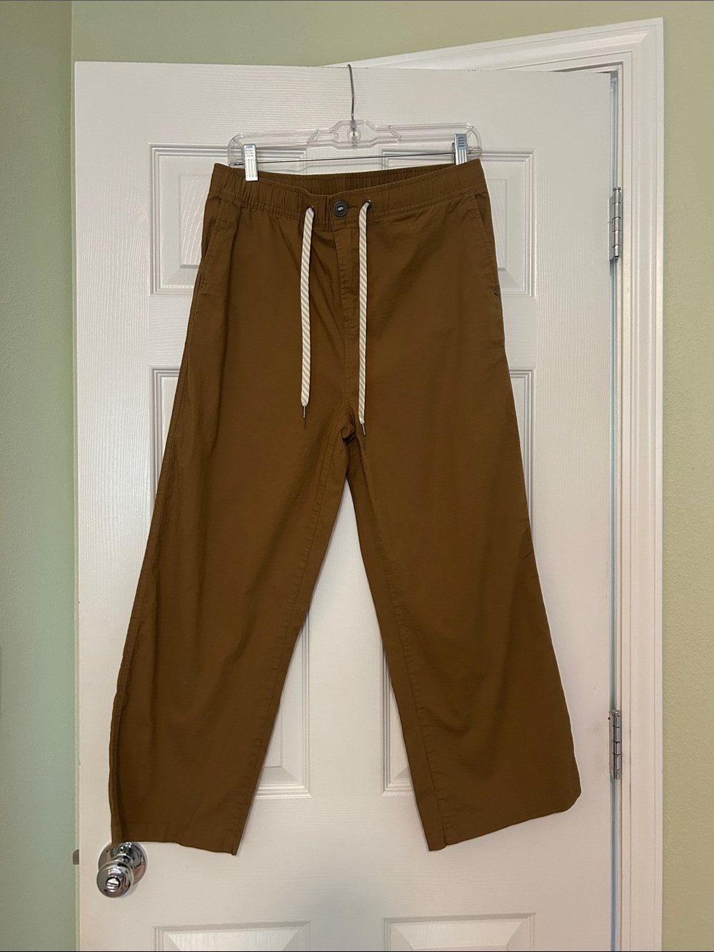 Vuori Ripstop Wide Leg Cropped Pant
